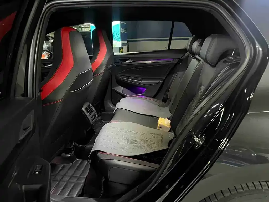 Volkswagen Golf GTI 2025 из CN, фото 4