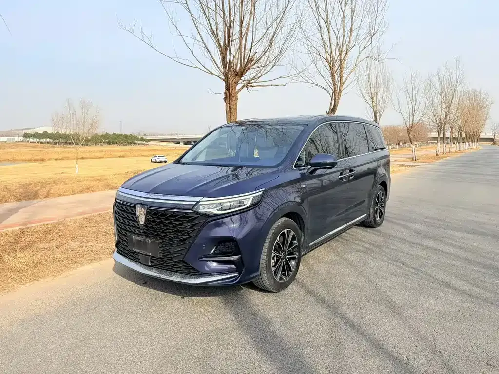 Roewe iMAX8 — фото 1