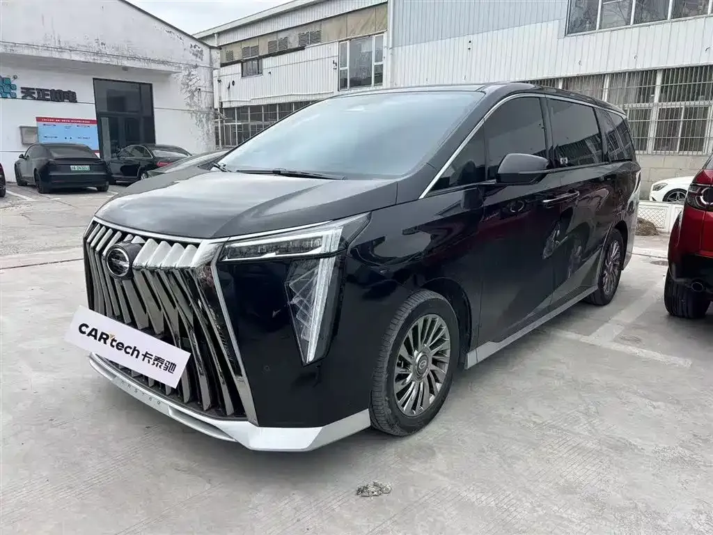 GAC Motor Trumpchi M8 — фото 1