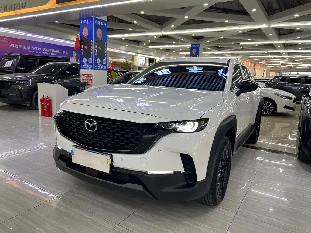 Mazda CX-50 — фото 1