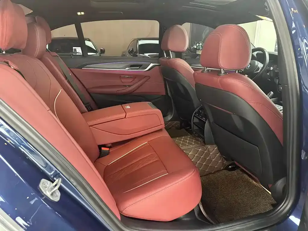 BMW 5 Series New Energy 2023 из CN, фото 2