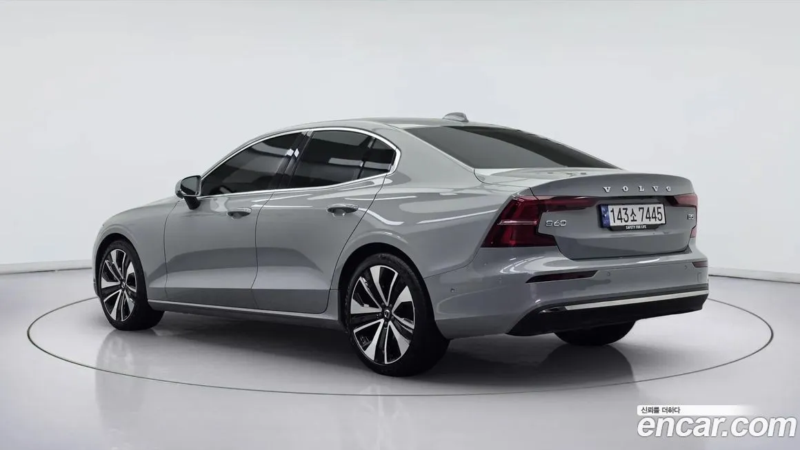 Volvo S60 — фото 4