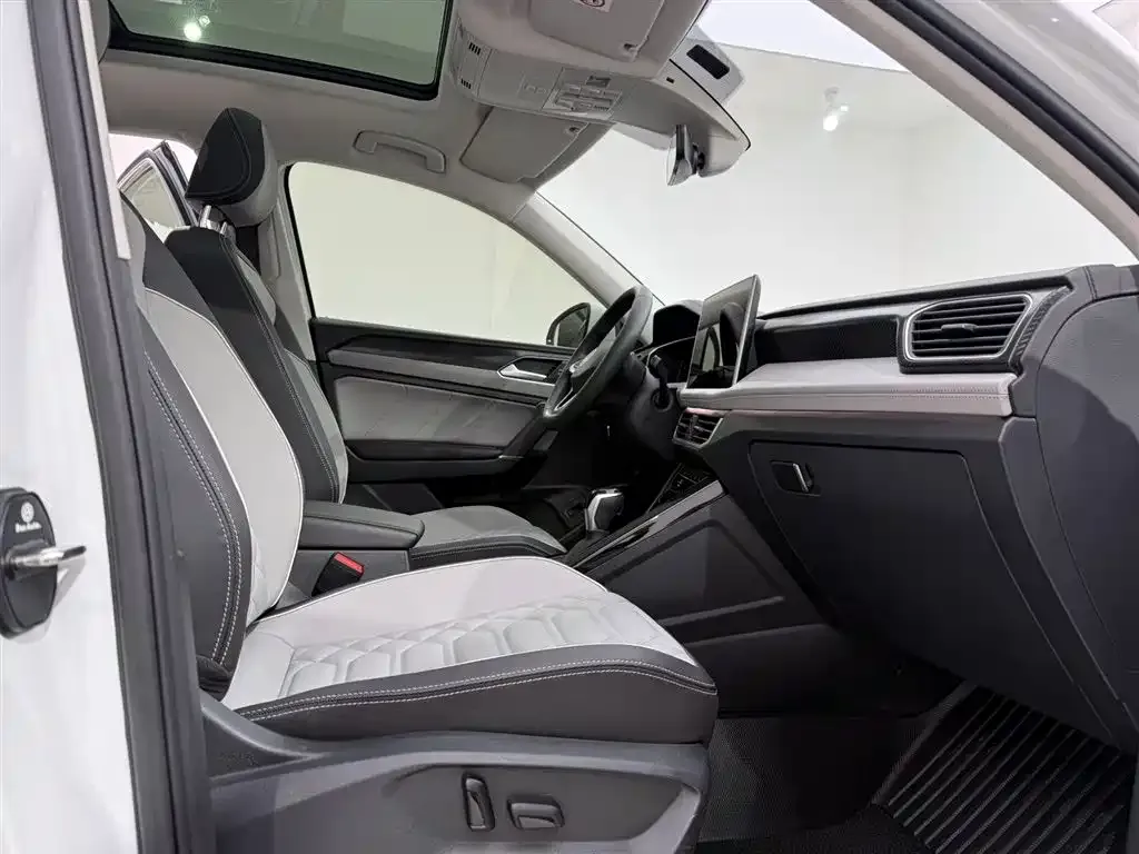 Volkswagen Tayron 2023 из CN, фото 6