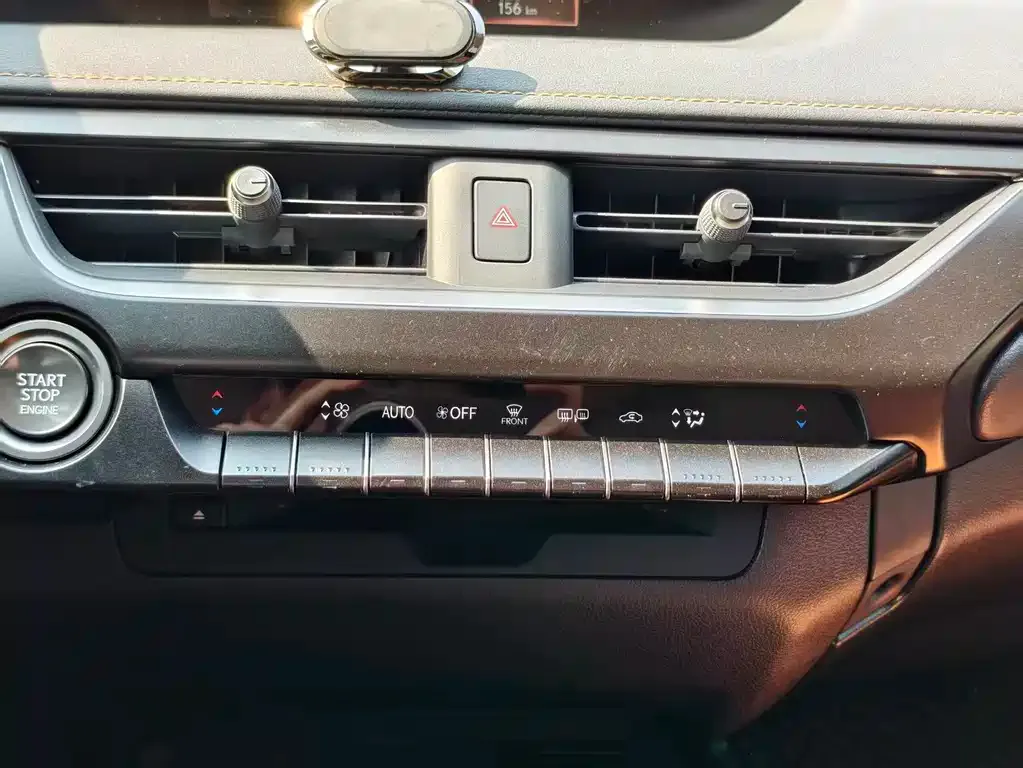 Lexus UX 2021 из CN, фото 8