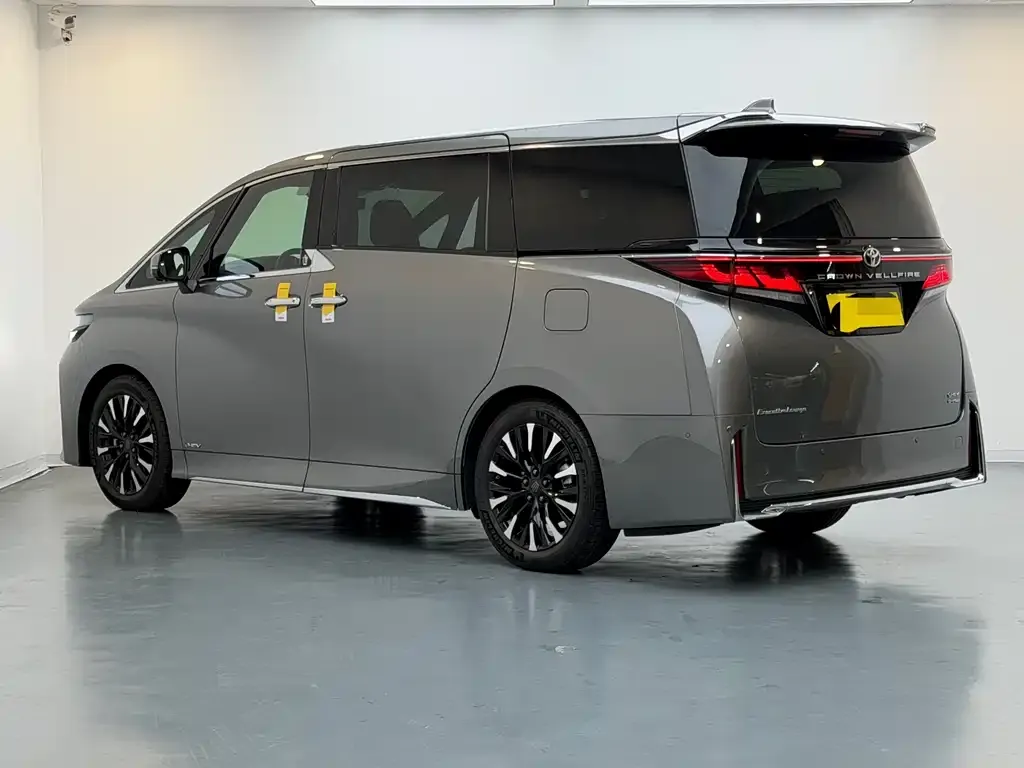 Toyota Vellfire 2024 из CN, фото 3