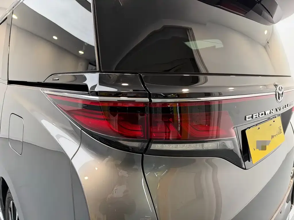 Toyota Vellfire 2024 из CN, фото 8