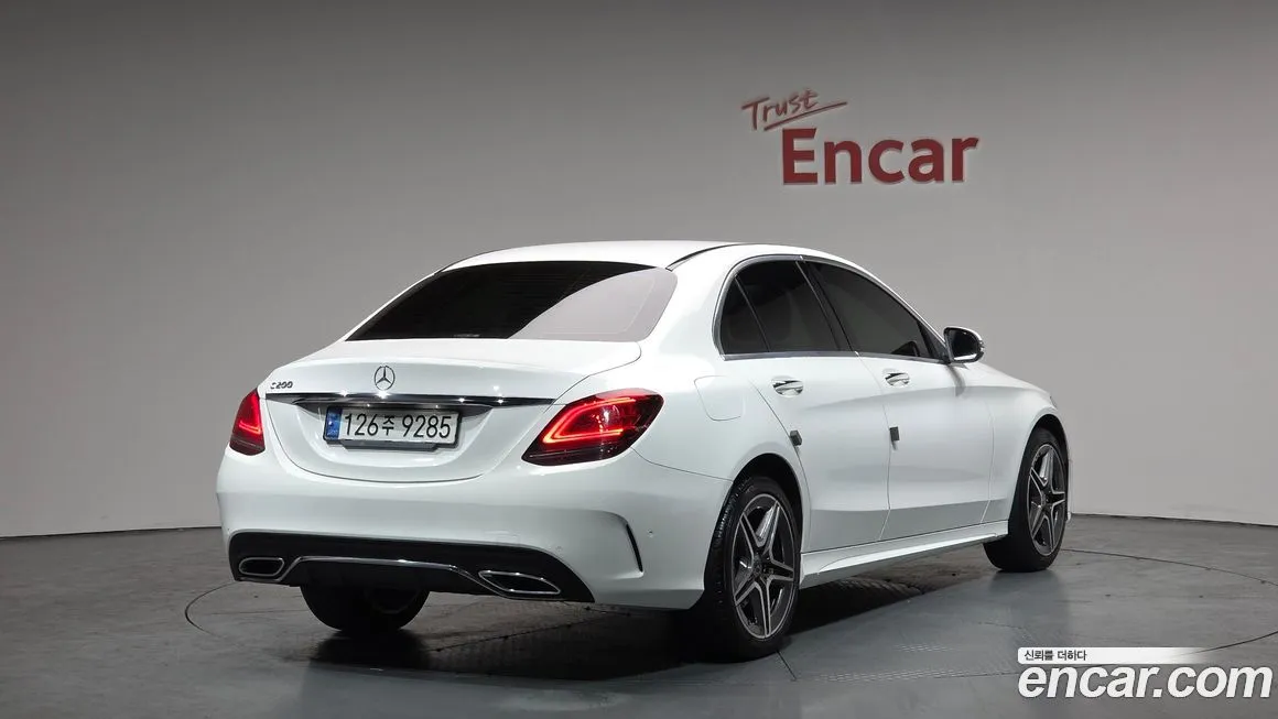 Mercedes-Benz C-Class 2021 из KR, фото 2