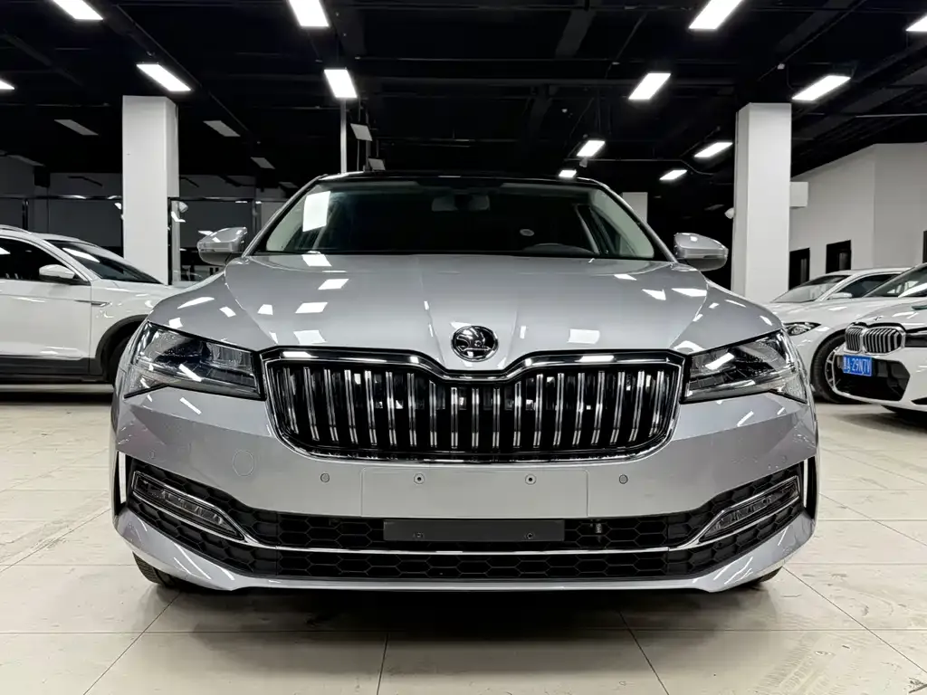 Skoda Superb 2022 из CN, фото 5