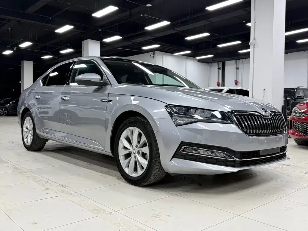 Skoda Superb 2022 из CN, фото 6