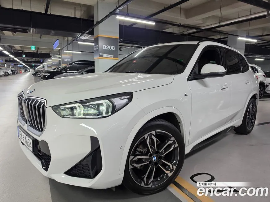 BMW X1 — фото 1