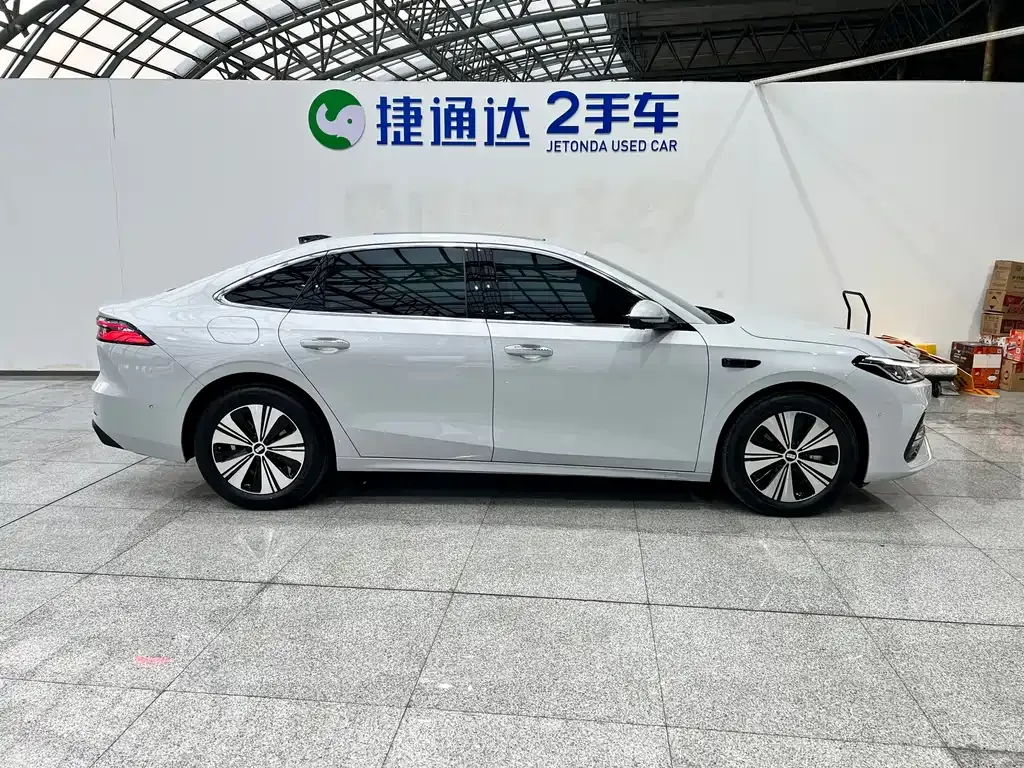 Geely 银河A7 2025 из CN, фото 10