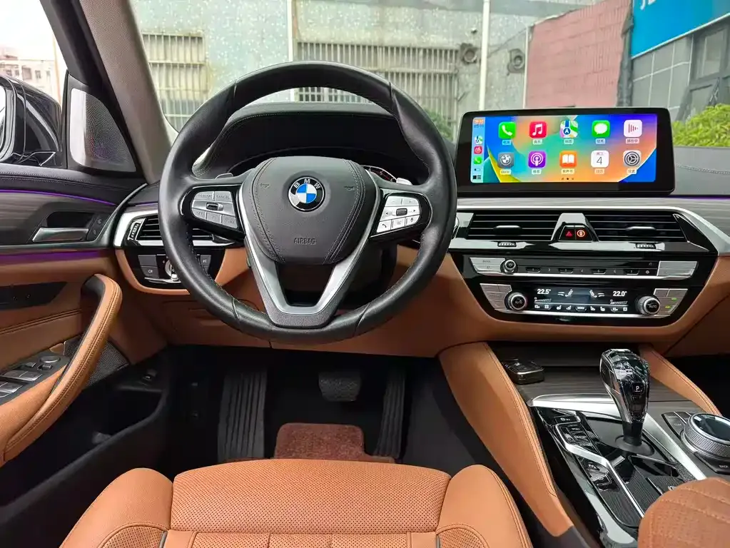 BMW 5 Series — фото 2
