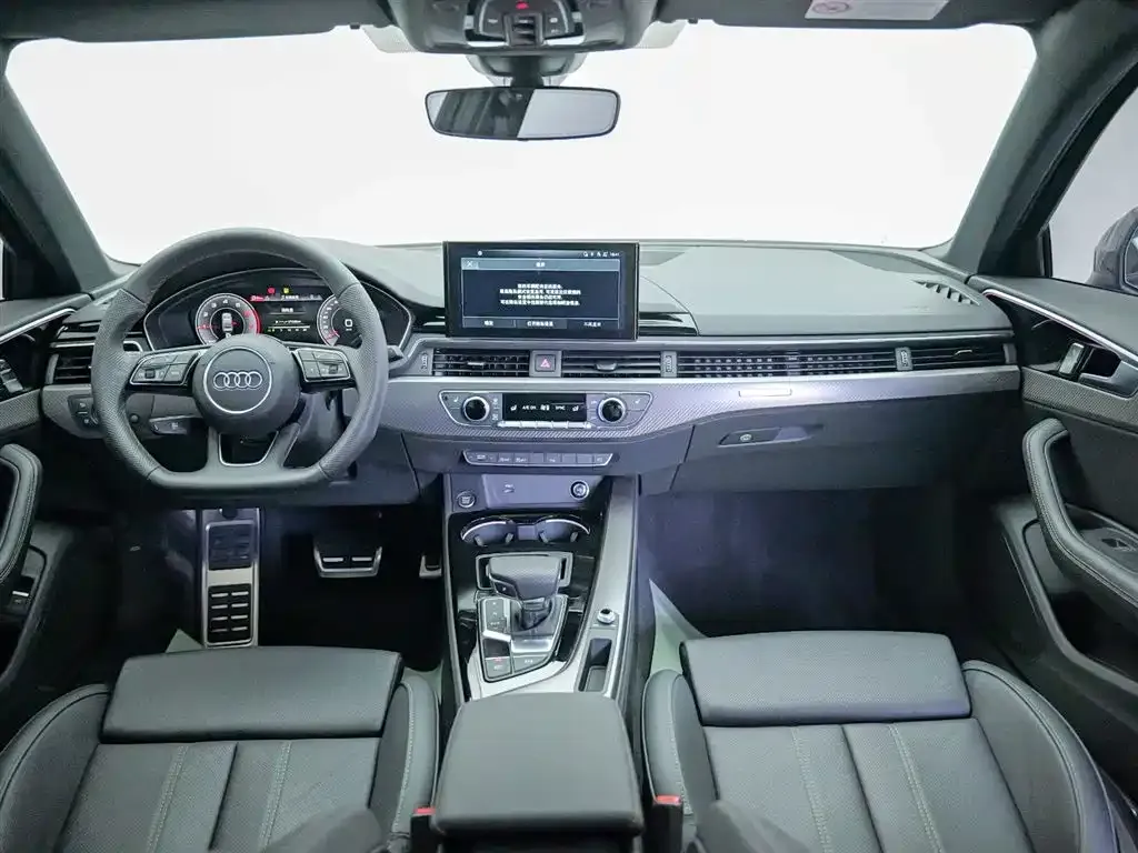 Audi A4L 2025 из CN, фото 3