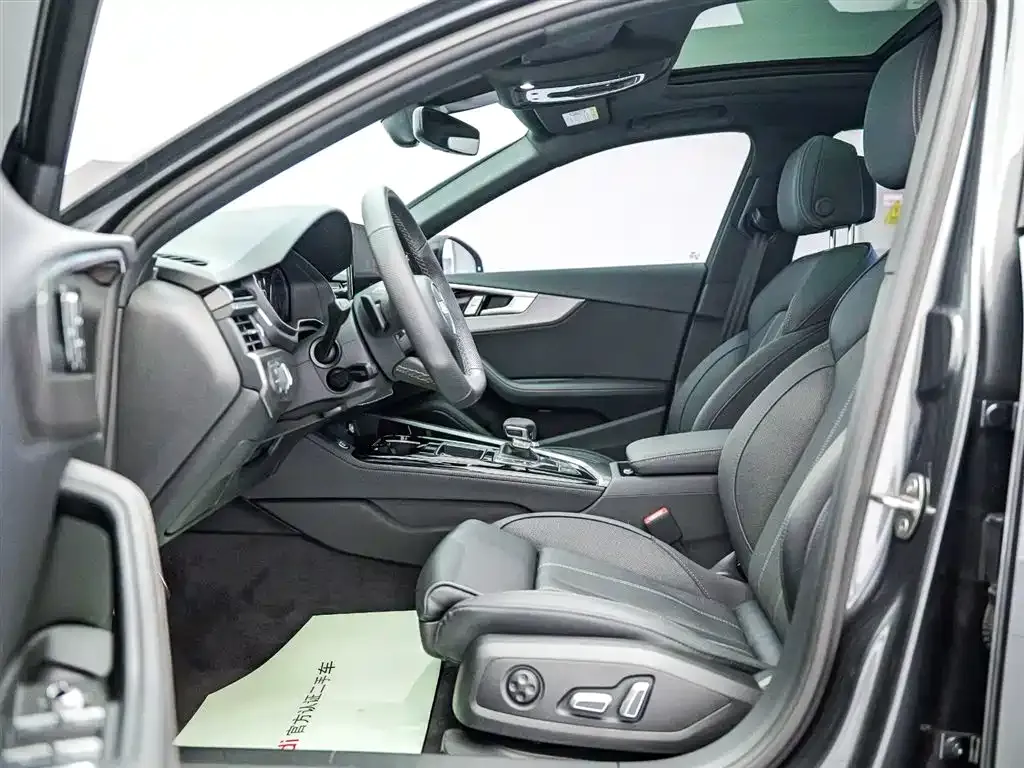 Audi A4L 2025 из CN, фото 8