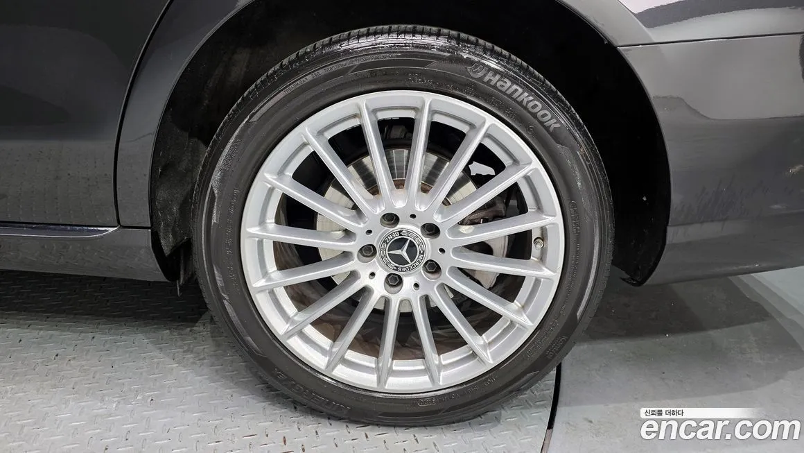 Mercedes-Benz E-Class 2021 из KR, фото 9