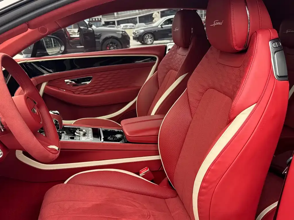 Bentley Continental PHEV 2025 из CN, фото 4