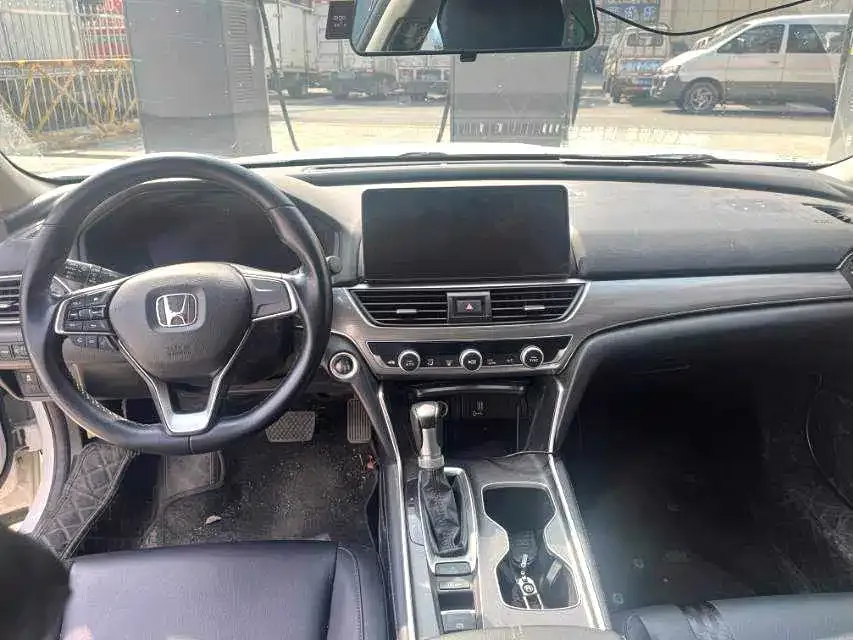 Honda Accord — фото 3