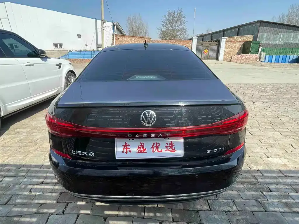Volkswagen Passat 2023 из CN, фото 4