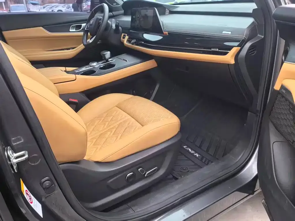 Changan UNI-K 2022 из CN, фото 4