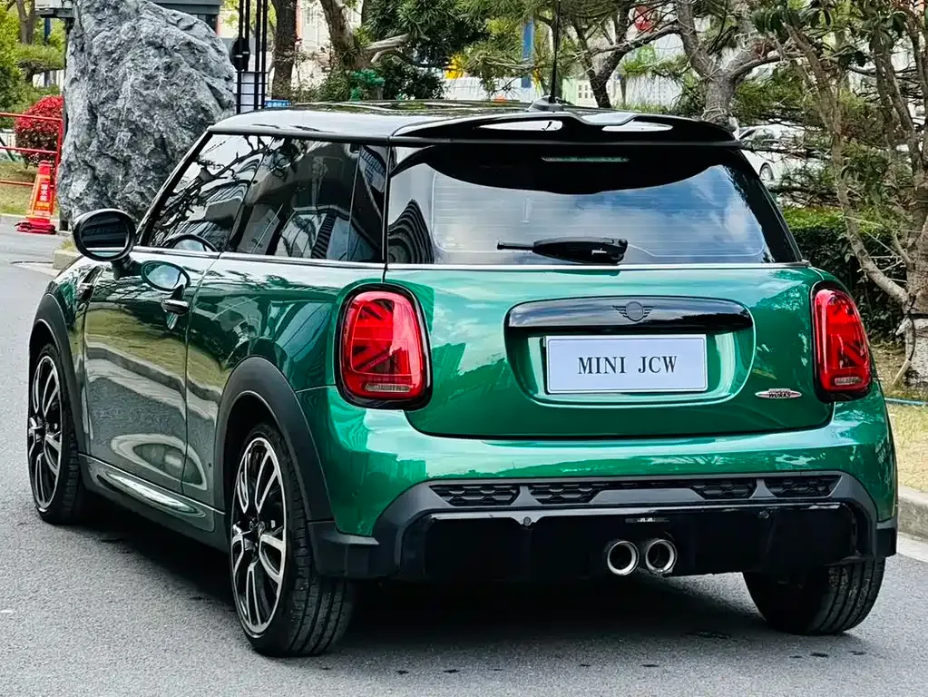 MINI JCW (John Cooper Works) — фото 10