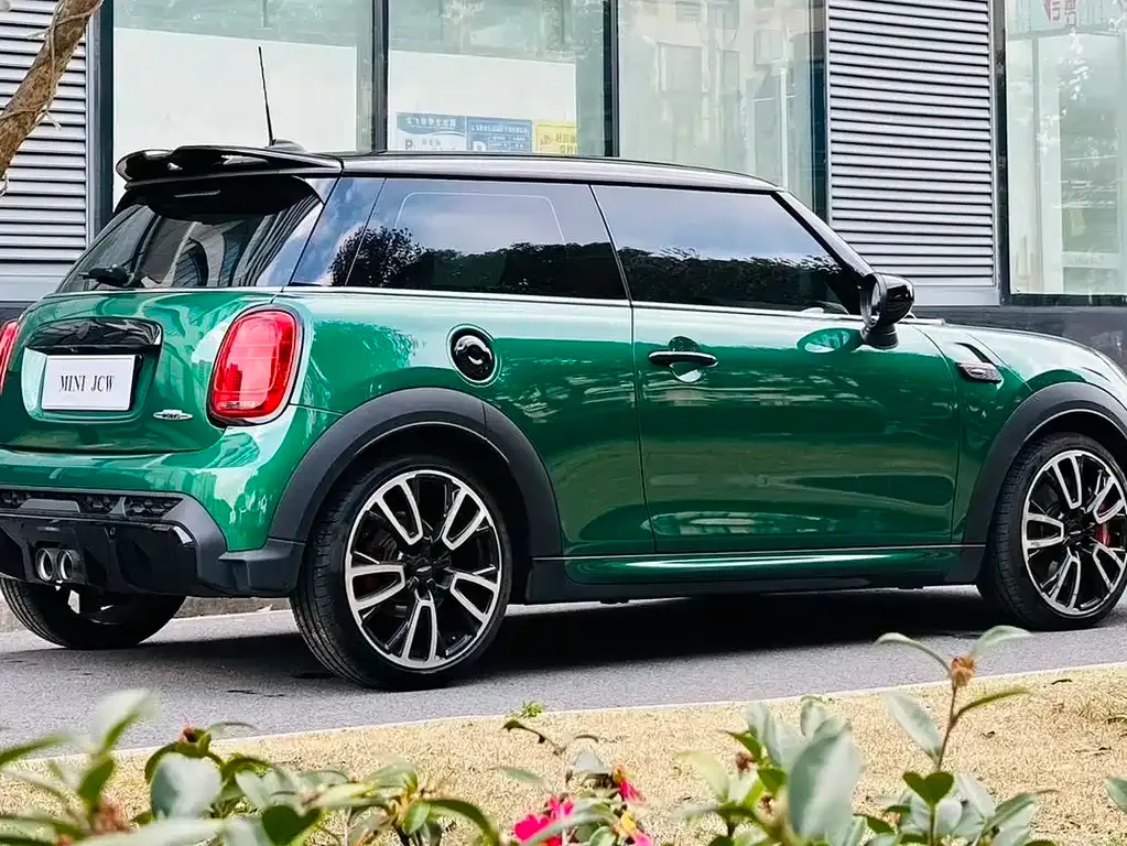 MINI JCW (John Cooper Works) — фото 4