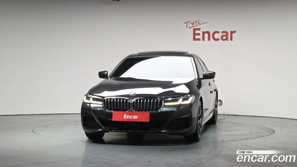 BMW 5-Series 2023 из KR, фото 8