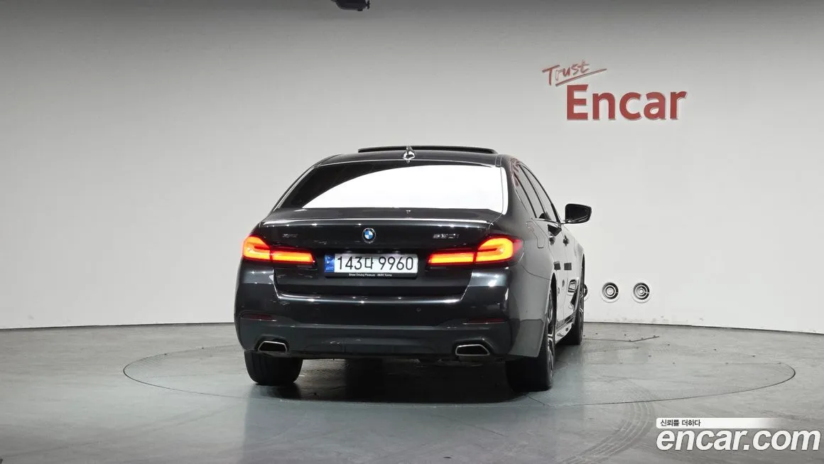 BMW 5-Series 2023 из KR, фото 3