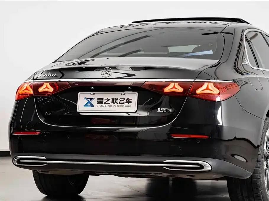Mercedes-Benz E-Class 2024 из CN, фото 2