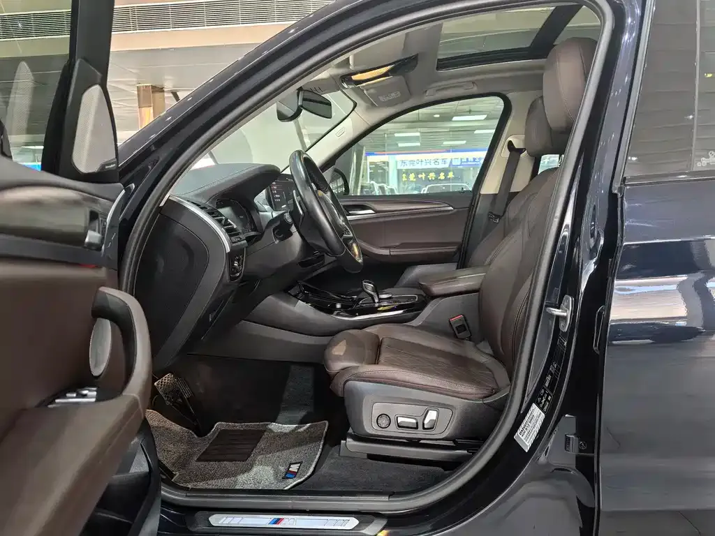 BMW X3 2021 из CN, фото 6
