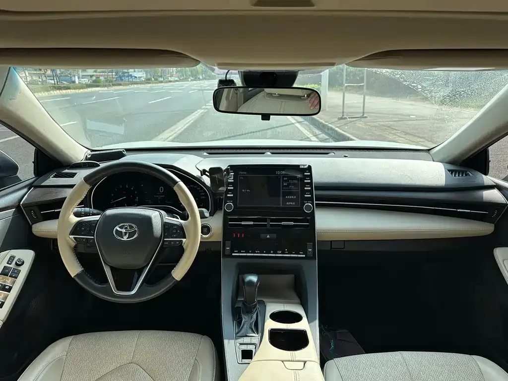 Toyota Avalon 2021 из CN, фото 2