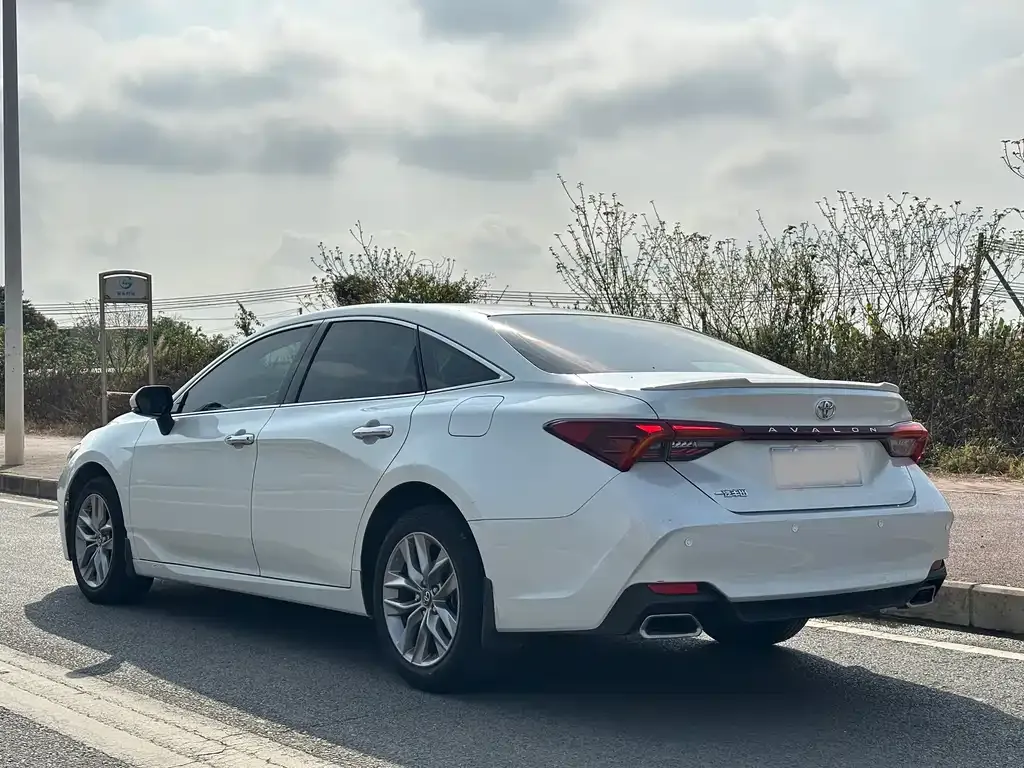Toyota Avalon 2021 из CN, фото 5