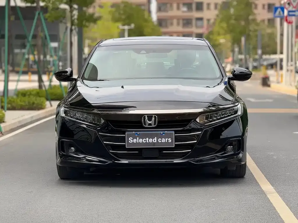 Honda Accord — фото 6