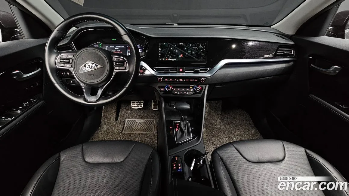 Kia Niro — фото 10