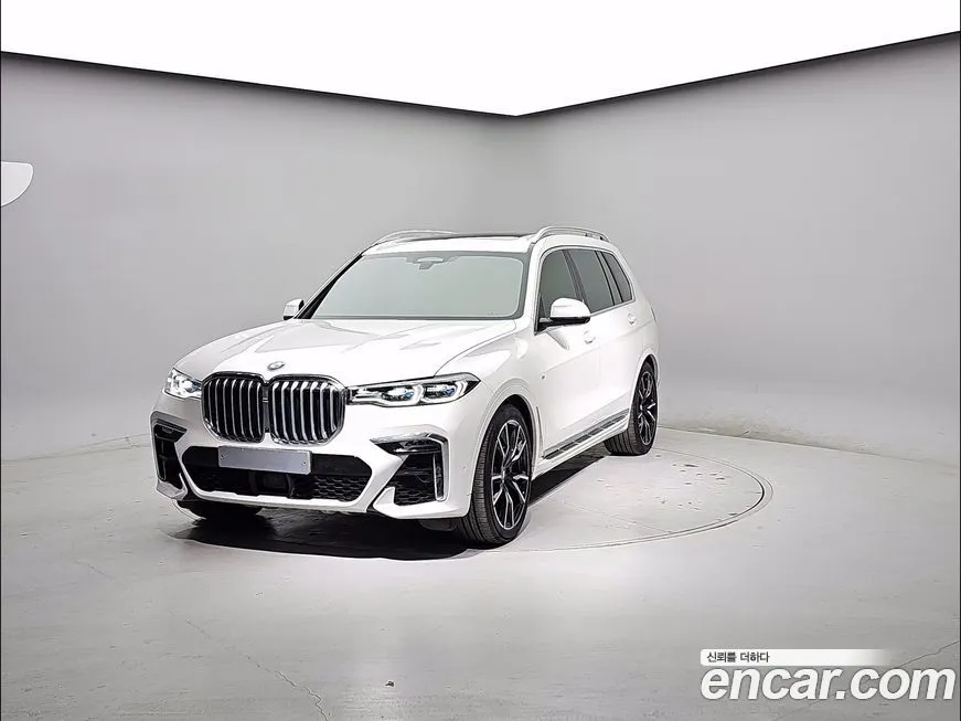 BMW X7 — фото 2