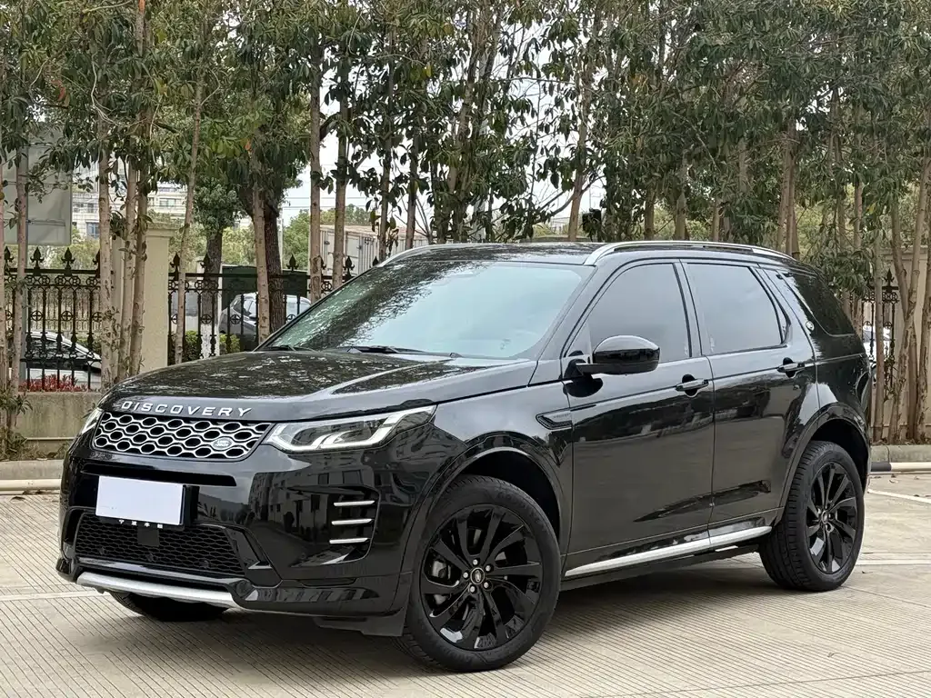 Land Rover Discovery Sport — фото 1