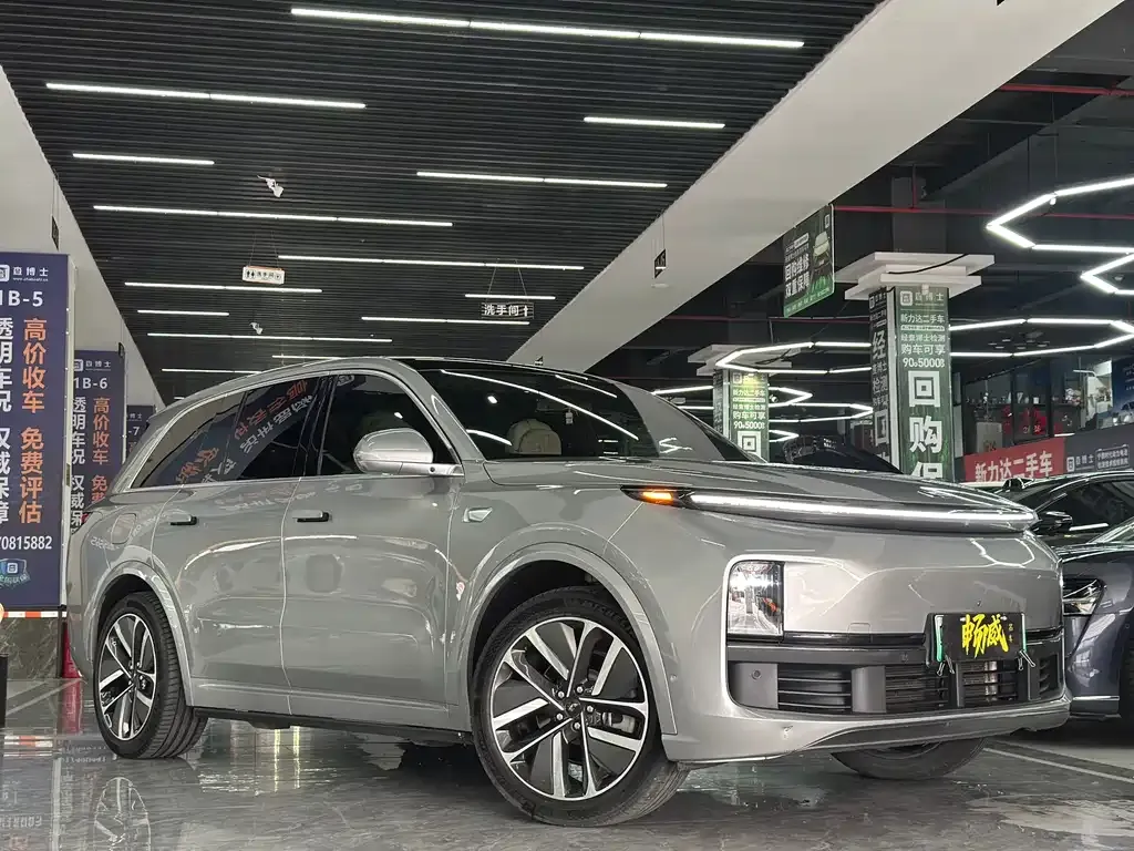 Li Auto L8 2023 из CN, фото 3