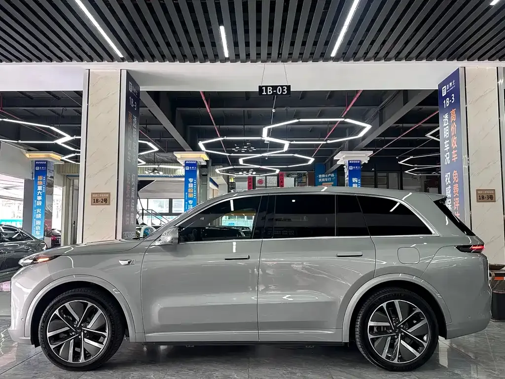 Li Auto L8 2023 из CN, фото 9