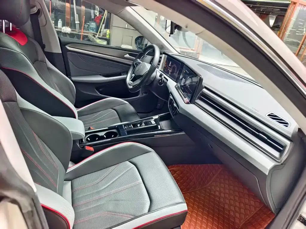 Volkswagen Lamando 2023 из CN, фото 5