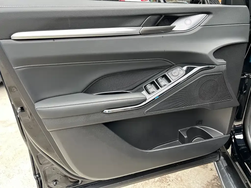Haval H6 — фото 10