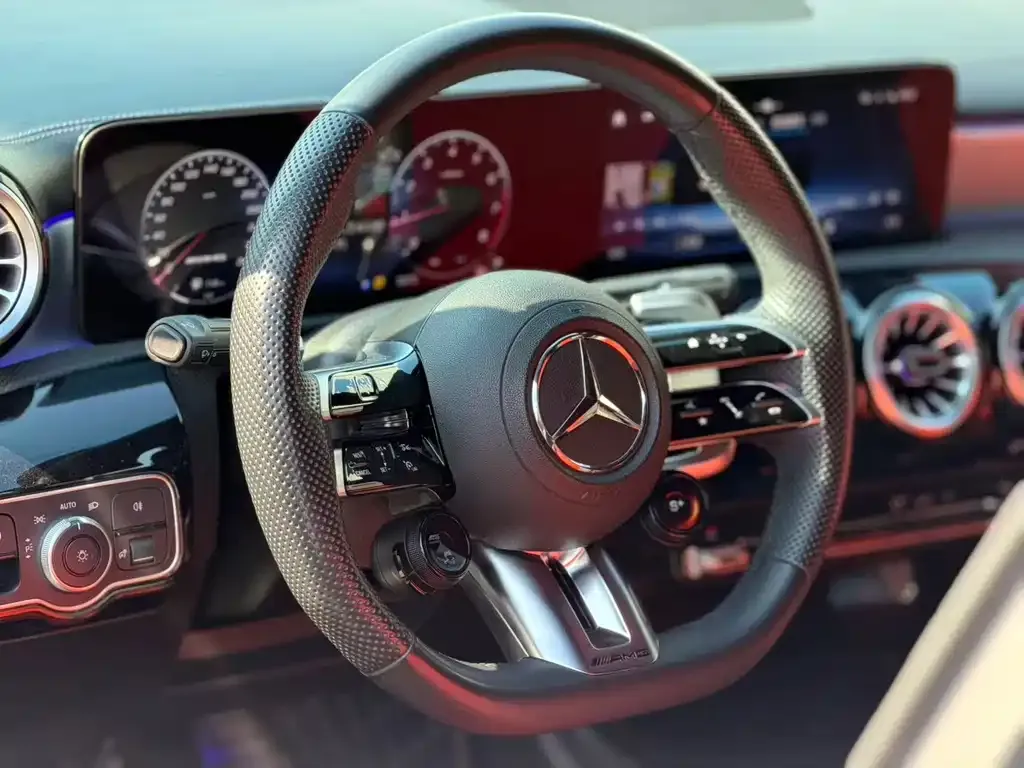 Mercedes-Benz A-Class AMG 2024 из CN, фото 4