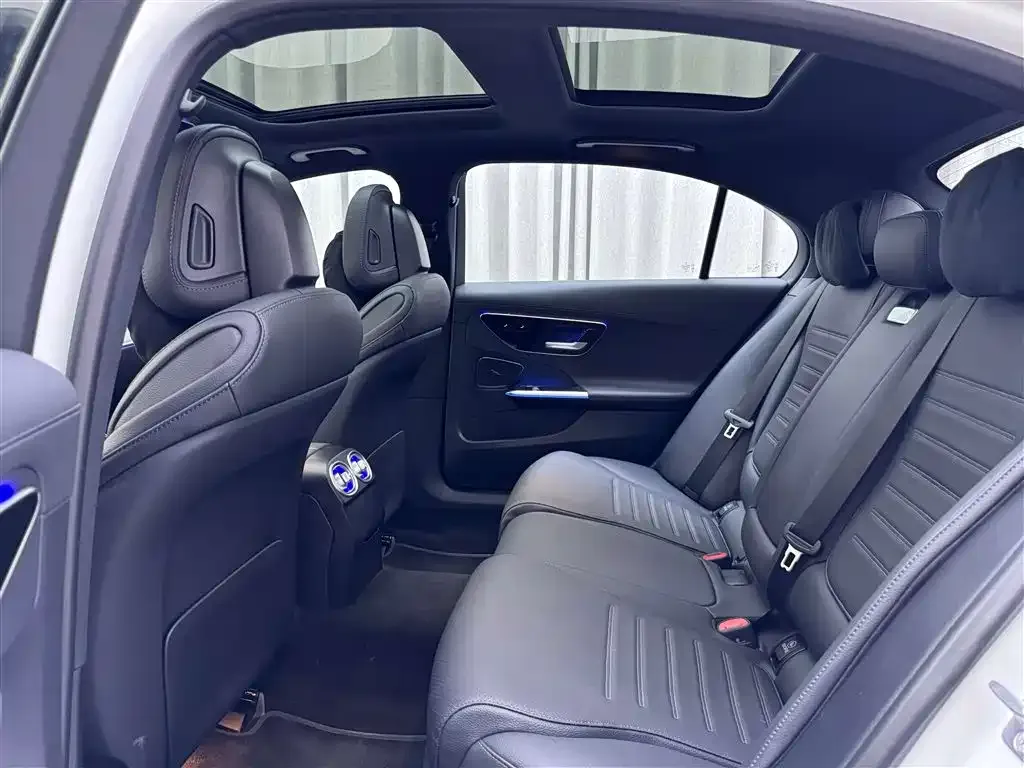 Mercedes-Benz C-Class 2024 из CN, фото 6