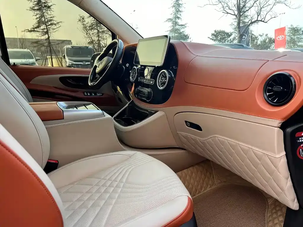 Mercedes-Benz Vito 2023 из CN, фото 2