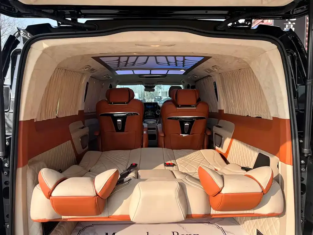 Mercedes-Benz Vito 2023 из CN, фото 7