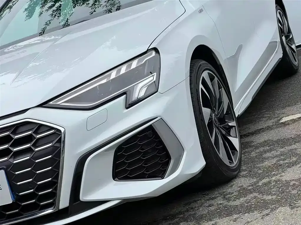 Audi A3 2024 из CN, фото 3