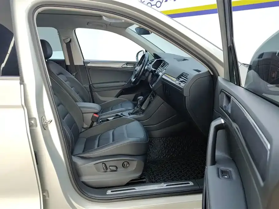 Volkswagen Tiguan L 2021 из CN, фото 10