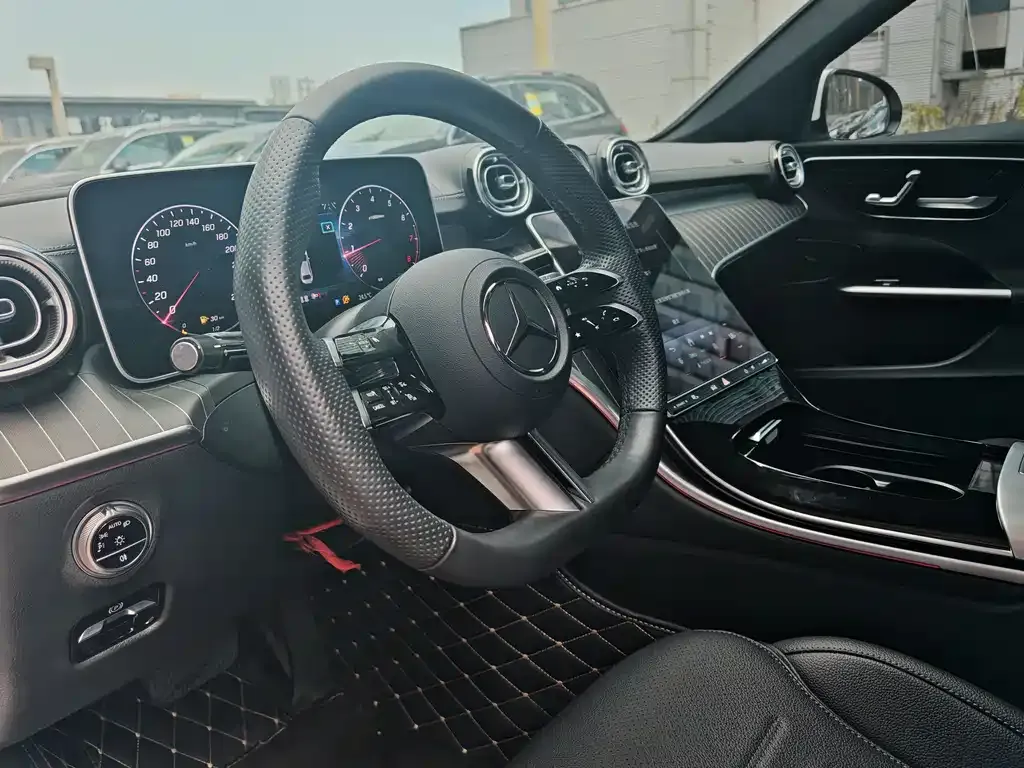 Mercedes-Benz C-Class 2023 из CN, фото 3