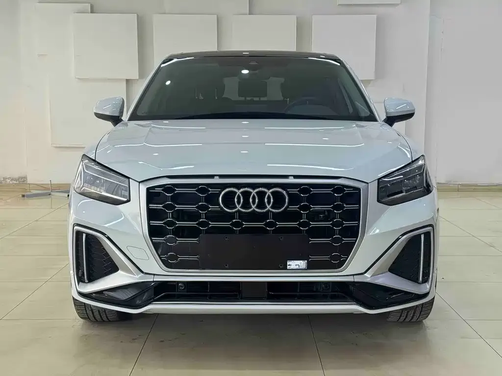 Audi Q2L 2022 из CN, фото 9