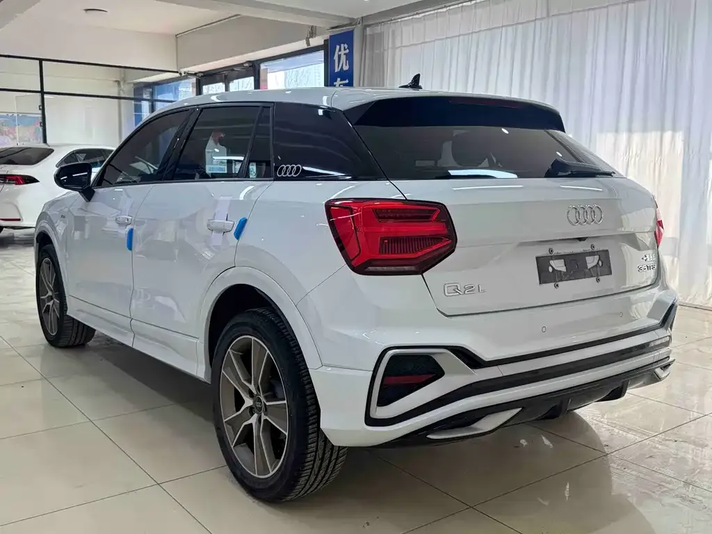 Audi Q2L 2022 из CN, фото 5