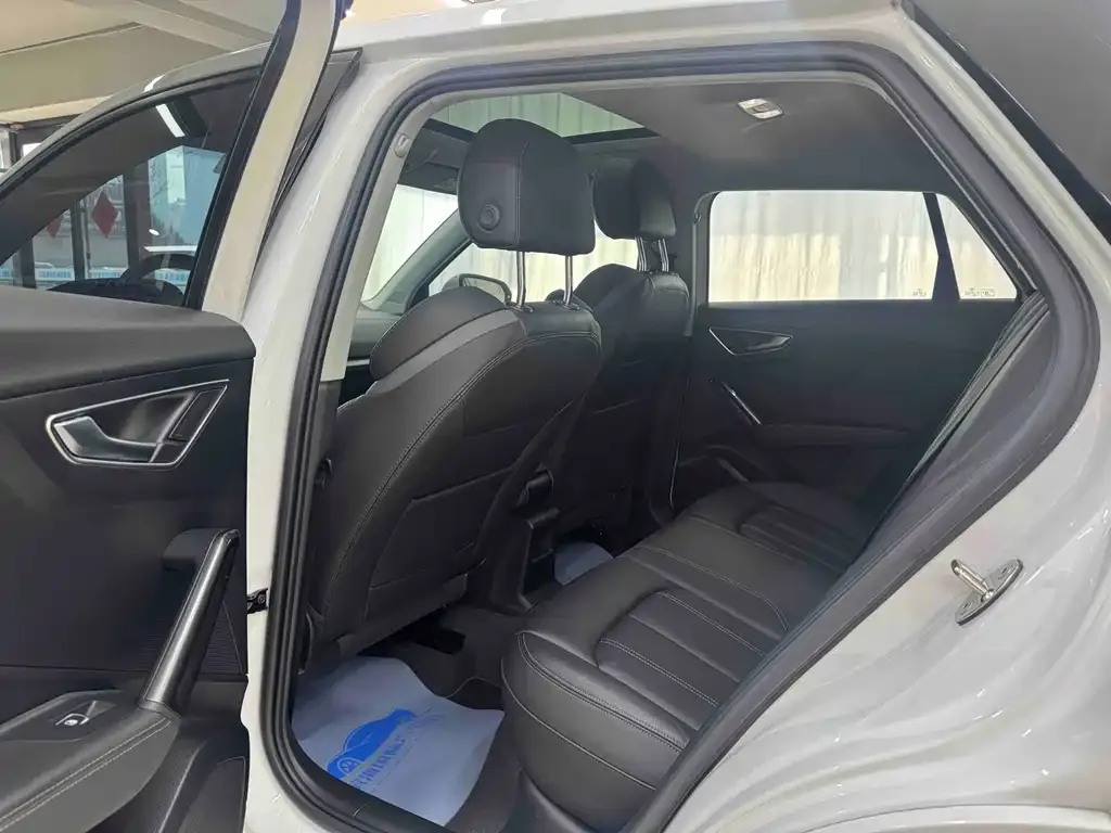 Audi Q2L 2022 из CN, фото 6