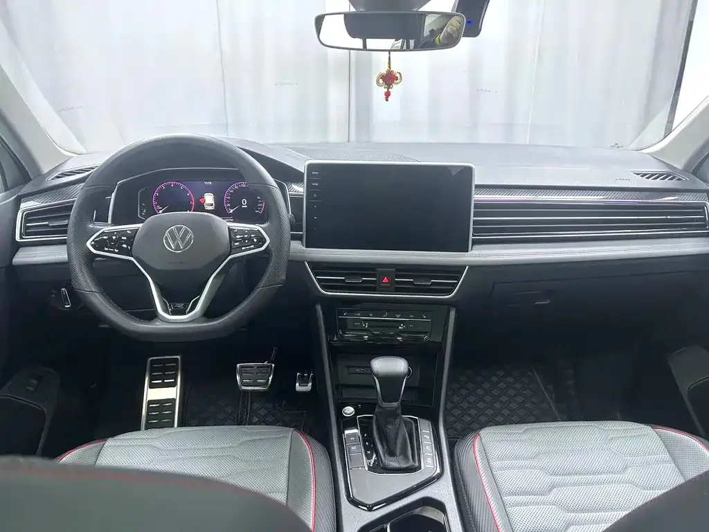 Volkswagen Tiguan L 2022 из CN, фото 2